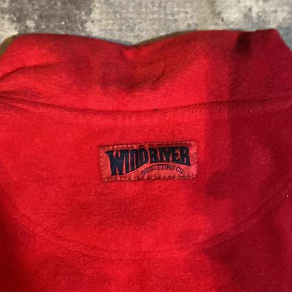 Wind River Red Fleece - Picture 7 of 8